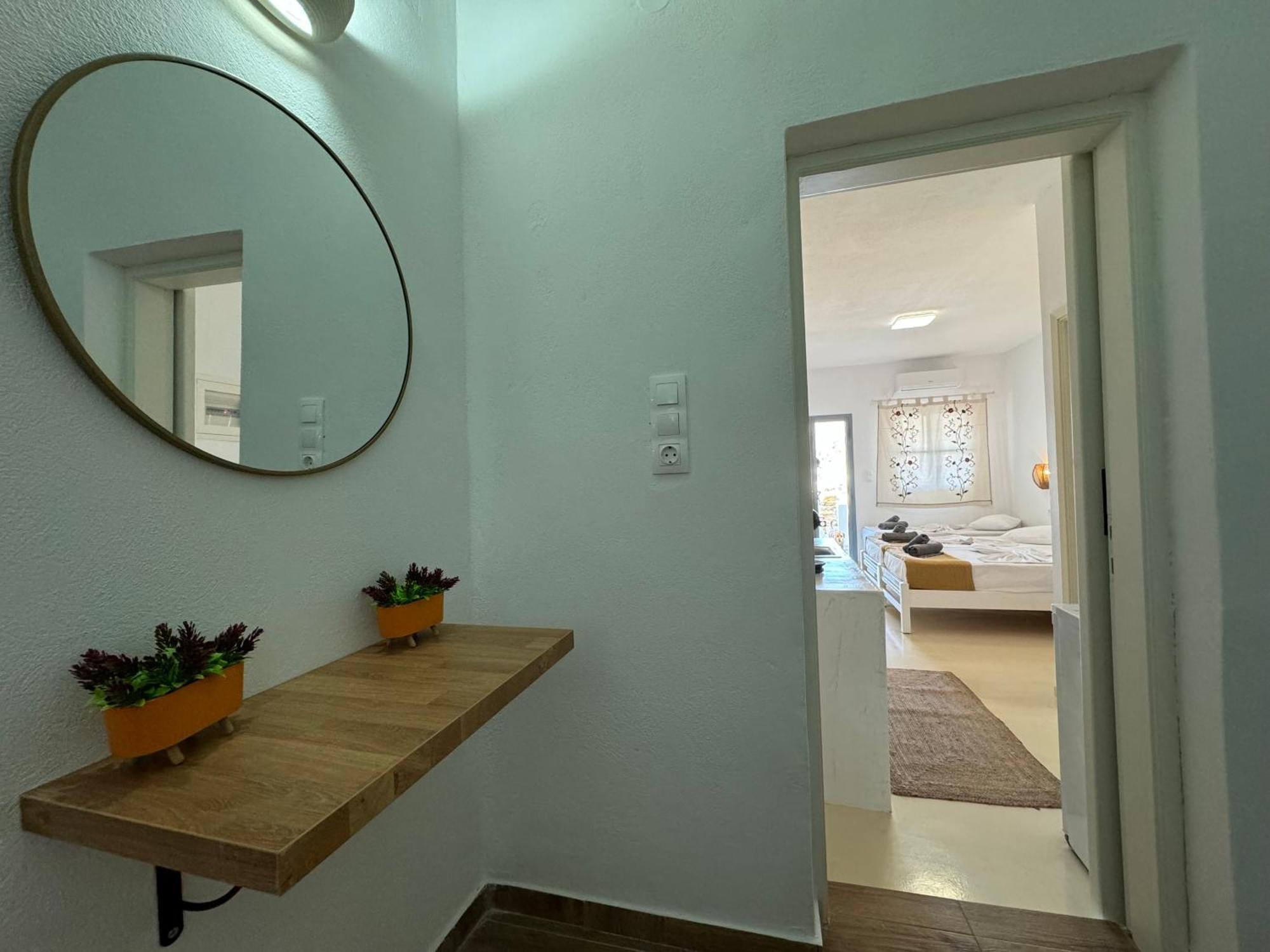 Ergina Apartment Chora (Ios)
